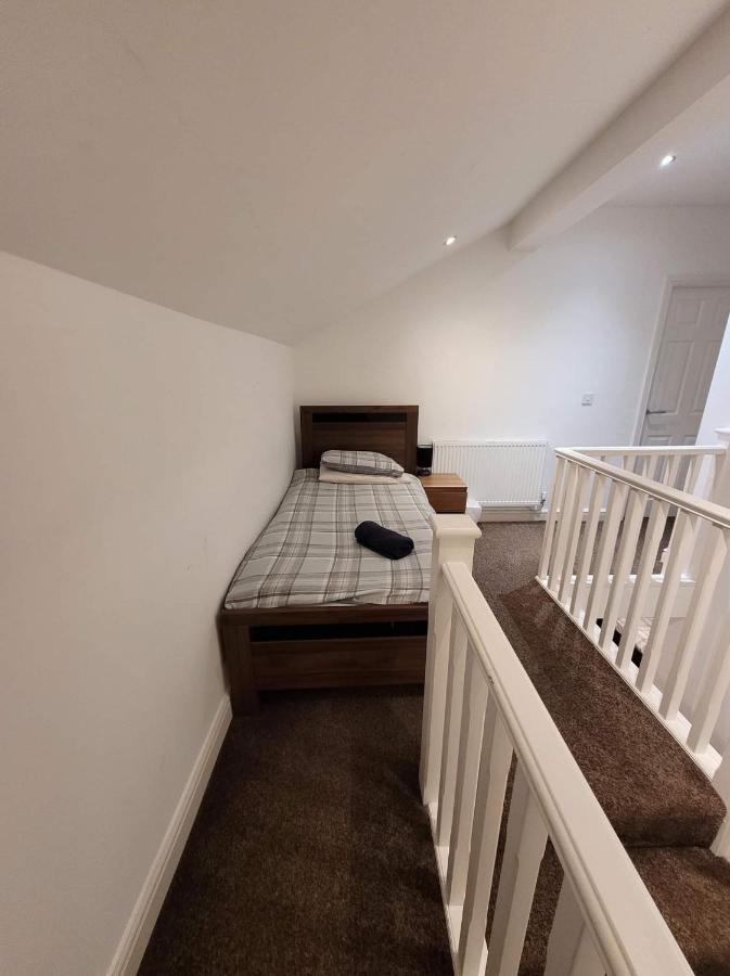 3 Laurel Court * Ulverston